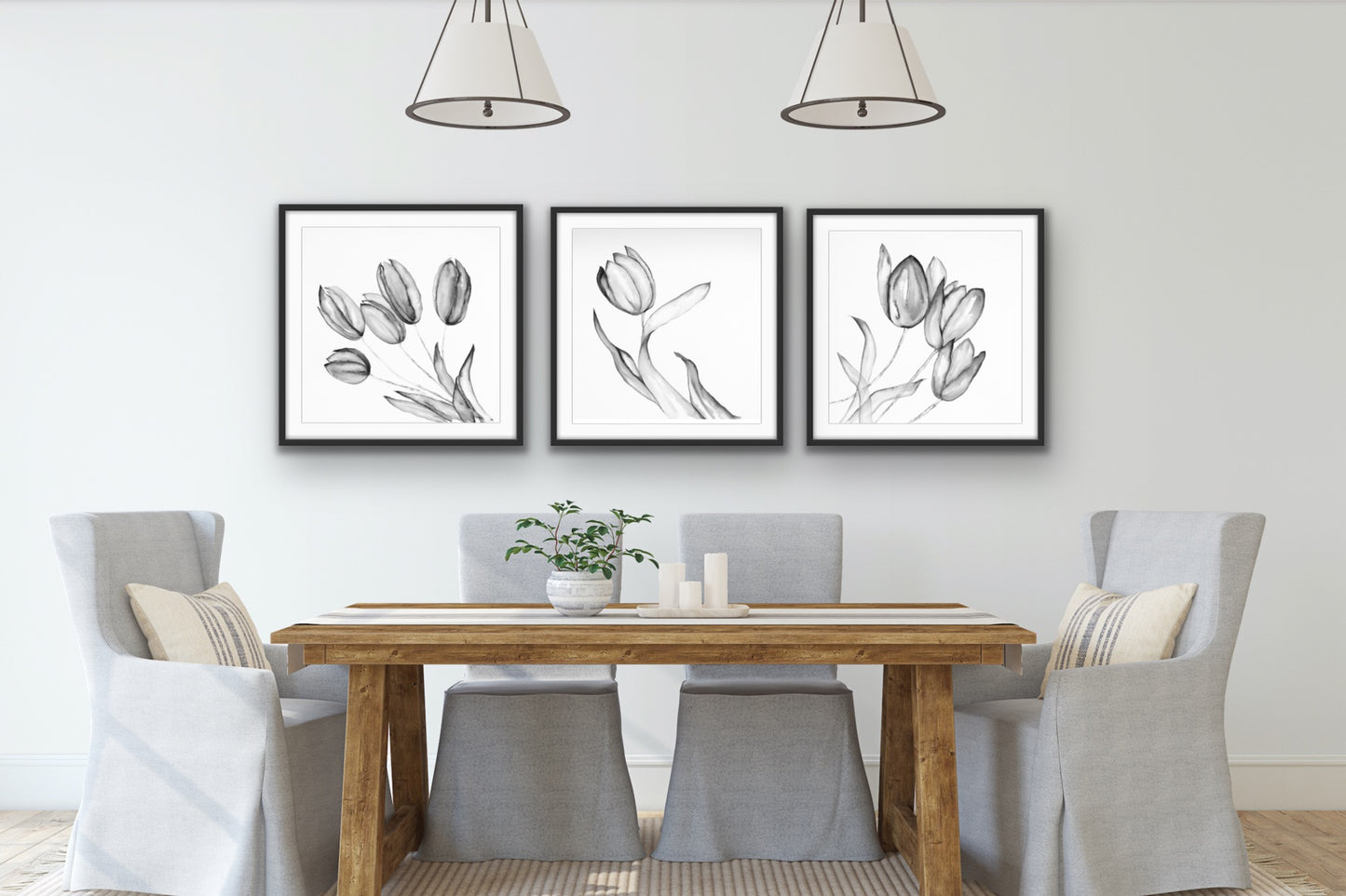 1 Tulip Black & White