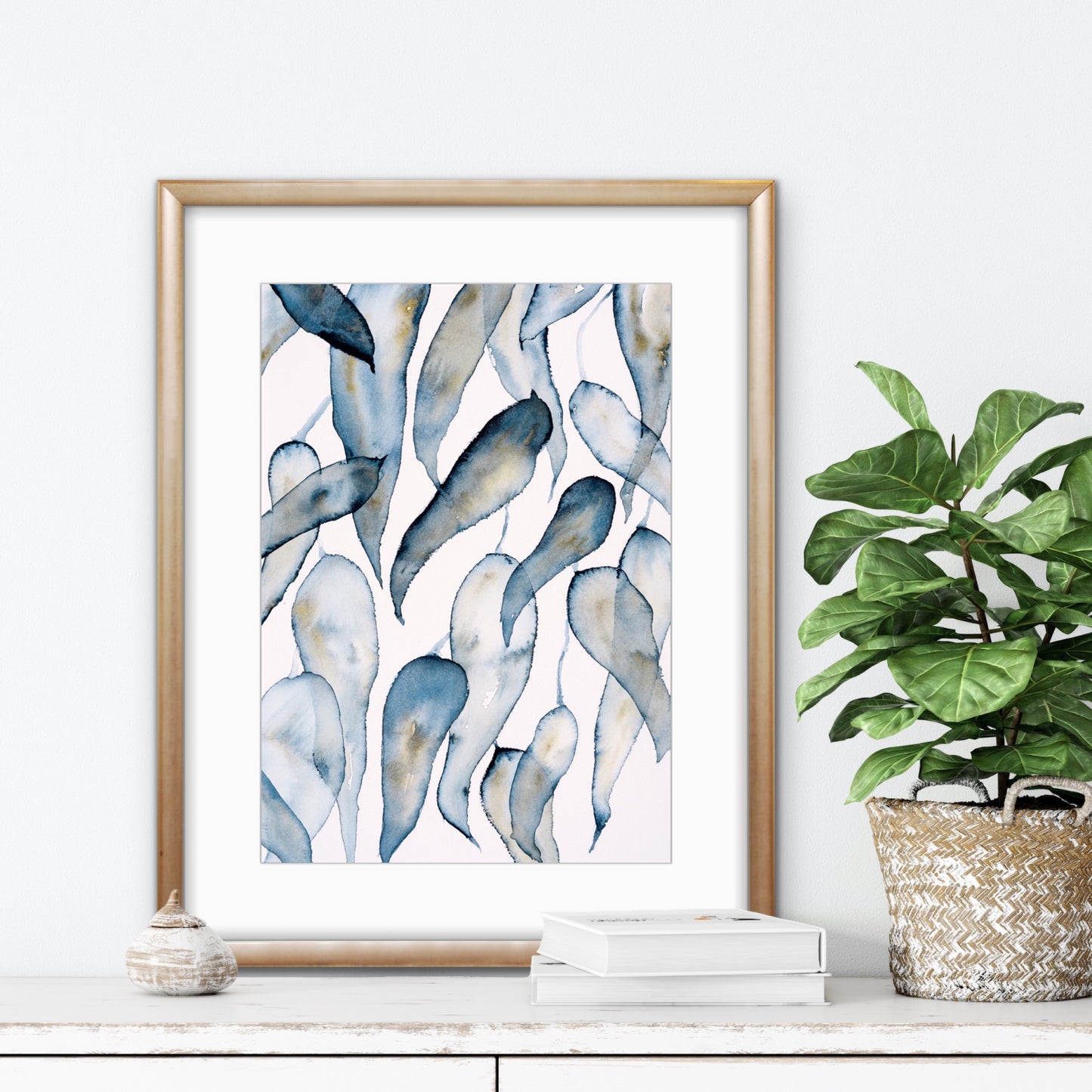 Gum Leaves Falling l